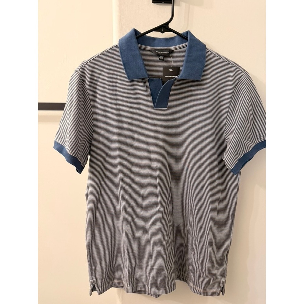 Club Monaco Johnny Collar Polo Mens Small Blue Stripe Short Sleeve V-Neck New
